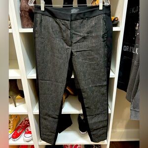 NWOT WHBM The Skinny black pants with gold-thread detail on front size 10